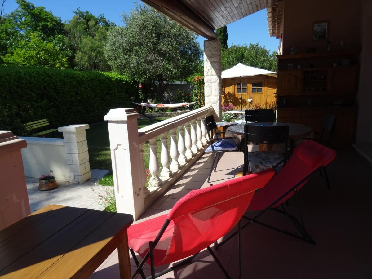 Chez Carole Et Roger Apartment Авиньон Екстериор снимка